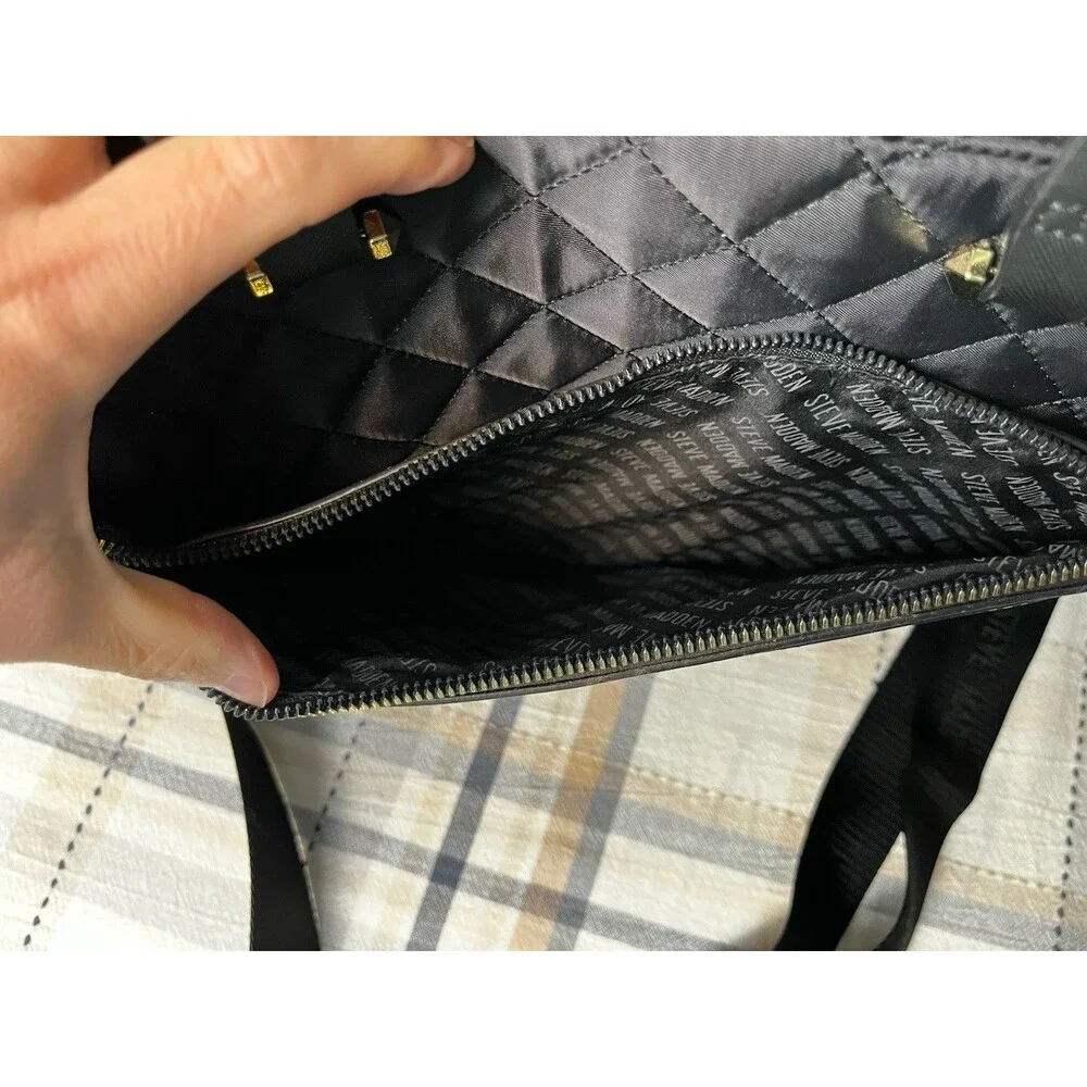 Steve Madden Laptop Book Bag Messenger Black Quilted Padded Logo Strap